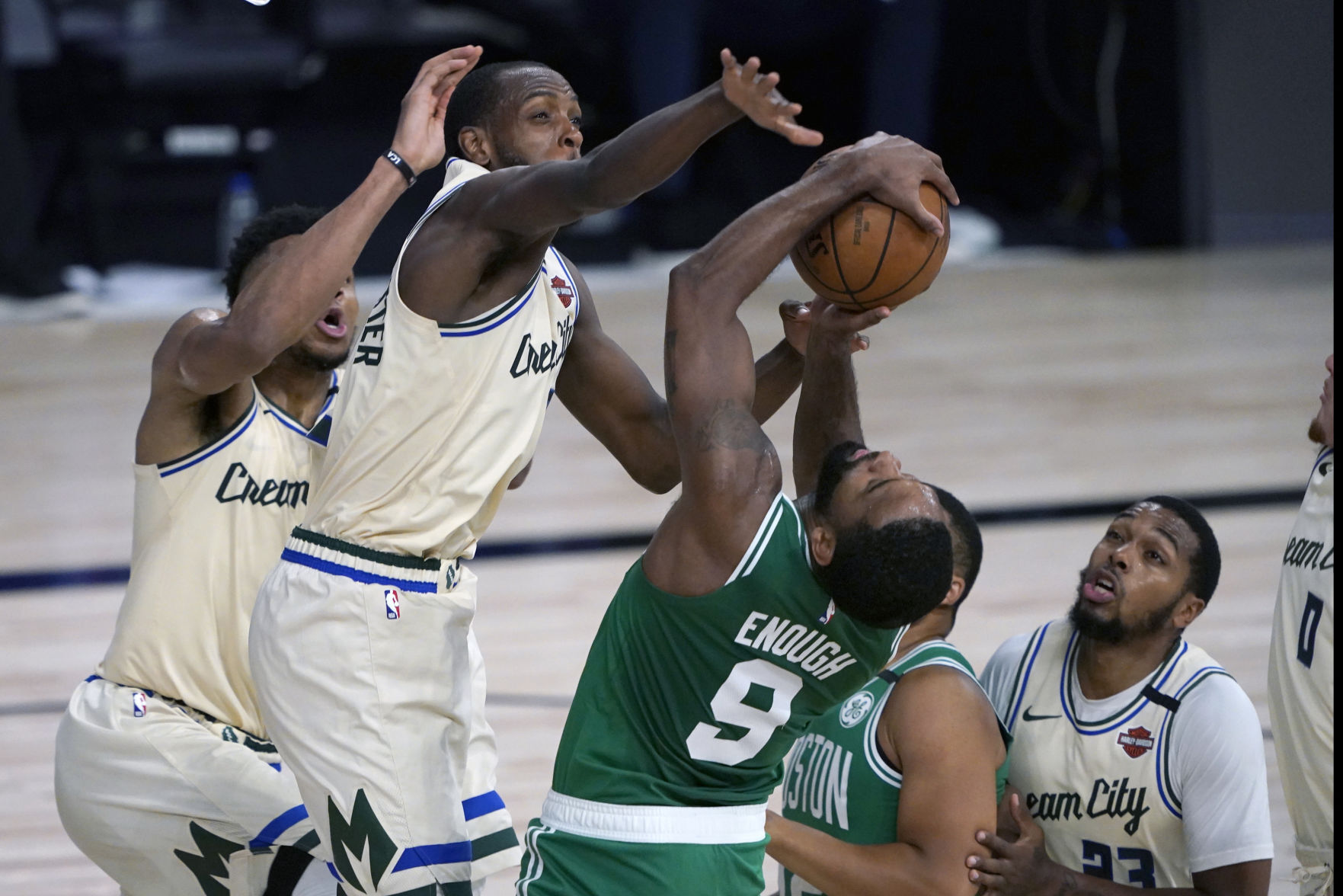 Bucks 119, Celtics 112